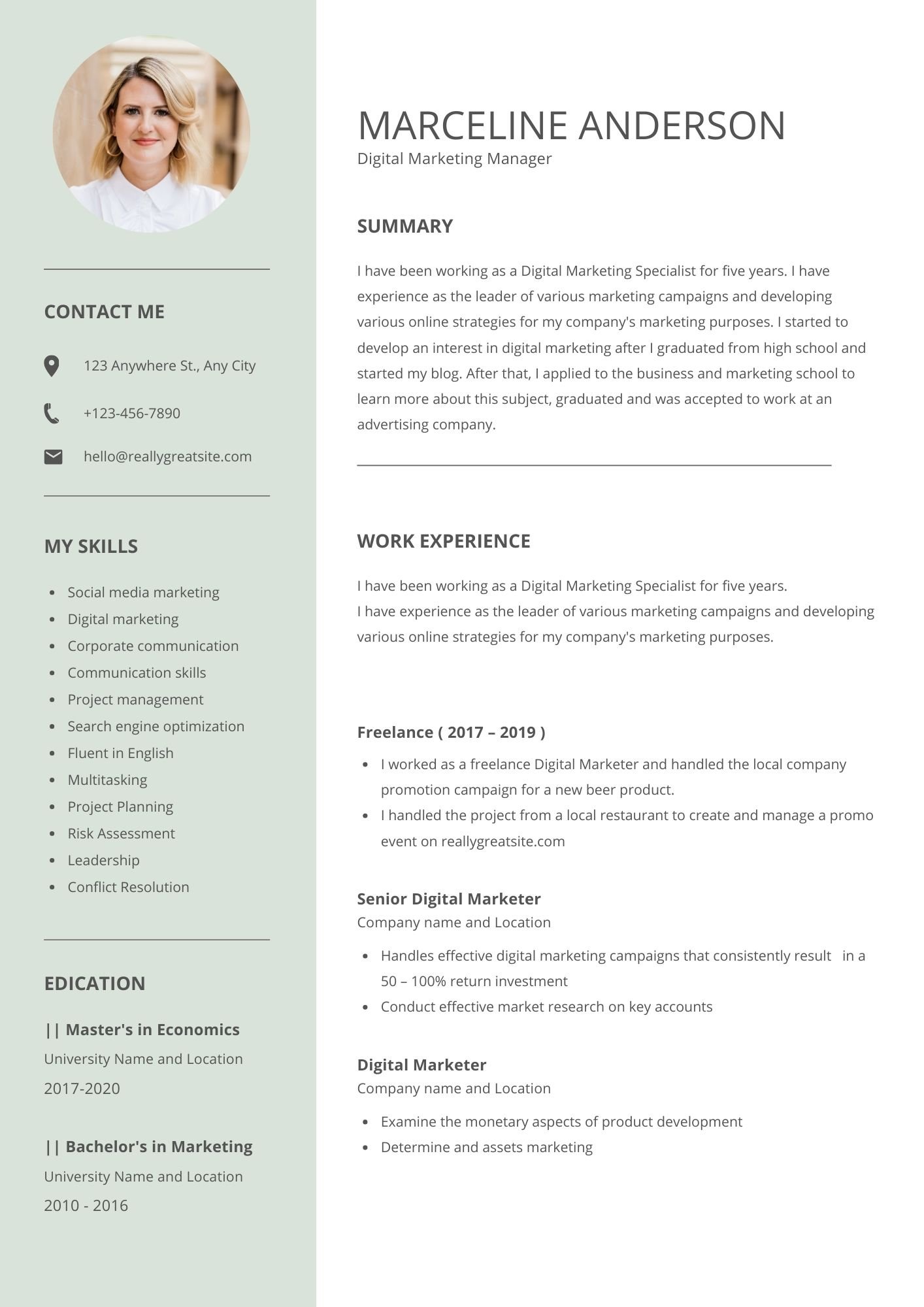 Green and Grey Simple Sales &amp; Marketing Resume